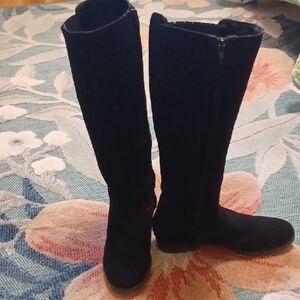 Croma Vintage Sz 8 1/2 Elegant Black Suede Knee-High Boots. Excellent Condition